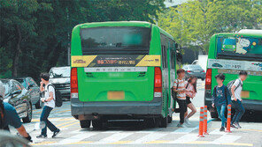 보행자 보고도 속도 안 줄여…‘교통 무법지대’ 서울대 관악캠퍼스