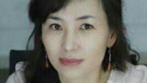 김부선 응원 공지영 “이 사회 인종차별적 여혐 드러나…버스서 윤간당하는 기분”