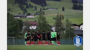 [현장리포트] 캠프 정리에 실전까지, 레오강의 마지막도 치열했다!