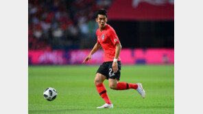 [한국 vs 세네갈] 이용, 부상 입어 이마 7cm 꿰매…월드컵 출전은?