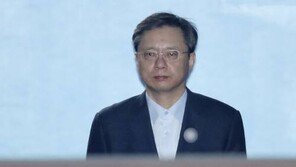 우병우 “명예 회복 전까지 도주 생각해본 적 없어” 보석 신청