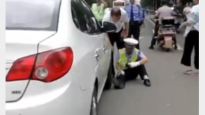 교통단속 중 차에 받힌 경찰관 ‘털썩’…블랙박스 영상 보니 ‘황당’