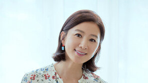 [인터뷰] 김희애 “촬영 마치고 오열…큰 강을 건넌 기분이었죠”