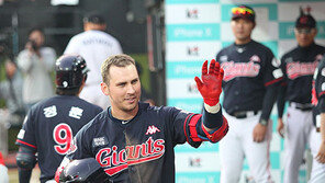 말 잘 듣고 거침없는 번즈, “슬로스타터” 발언은 진짜였다