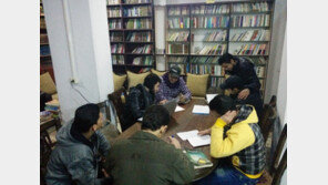 지옥같은 내전…다라야 지하 비밀 도서관이 선물한 ‘치유’