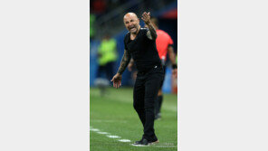 아르헨티나 삼파올리 감독 “팀원들이 메시 탁월함을 가렸다”