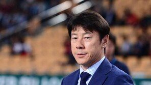 신태용 “에르난데스 골, 반칙으로 봤다…VAR 판단기준 짚고 넘어가야”