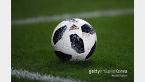 [월드컵 위키] 텔스타18, 예상대로 ‘골키퍼엔 재앙+키커에겐 축복’
