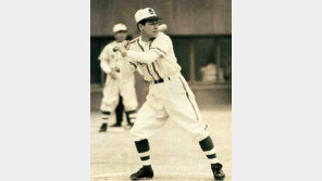 여야 가릴것 없이 추모 발길 이어져… ‘임시국회’같은 빈소