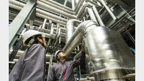 “공장 멈추는 정기 시설점검, 숙련자가 해도 주 60시간 훌쩍”