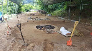 “제 손으로 감자 캤어요” 초등생 100여명 ‘삼굿구이’ 하며 특별한 농촌체험