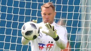 결국 ‘NO YEAR’ 된 노이어, ‘올인’ 월드컵 광탈에 허탈