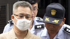 [단독]“드루킹-경공모 회원, 김경수 국회사무실 18차례 방문”