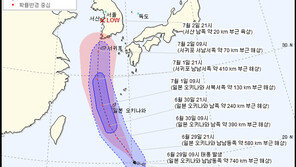 美 JTWC “태풍 ‘쁘라삐룬’ 한국 대각선 관통” 예보…대형 피해 우려