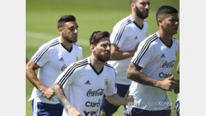 [월드컵] ‘메시 출격’ 아르헨티나, 프랑스와 16강 선발 라인업 발표