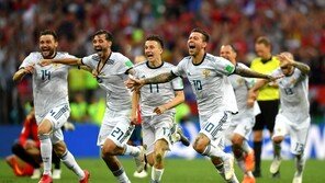 [월드컵] 개최국 러시아, 승부차기 끝 스페인 꺾고 8강