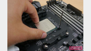 최초의 64비트 CPU, 최초의 1GHz 돌파 CPU는?