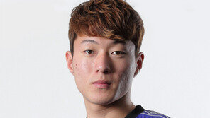 김학범, AG 와일드카드 황의조 선발?…“수비가 문제라며 또 공격수?” 비판 