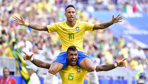 1골 1도움 네이마르 폭풍… ‘도넘은 엄살’엔 역풍