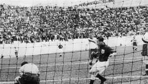 [월드컵 퍼스트 히스토리⑨] 12년 만에 열린 월드컵 伊 슈페르가 참사 눈물 