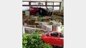 유치원으로 돌진한 경차… 어린이 18명-교사 1명 병원 치료