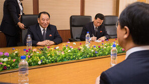 김정은, 농구장에 안 나타나… 폼페이오와 회담 준비 바쁜듯