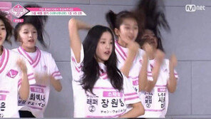 ‘윙크녀’ 장원영, ‘센터 미모’ 시선강탈…제2의 전소미 될까?