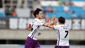 전남 주장 김영욱 골로 강원과 1-1 무승부