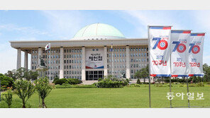 민주당 “법사위장, 한국당에 절대 못줘”… 院구성 협상 진통