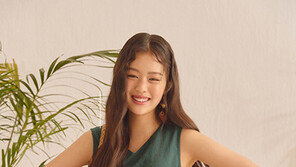 이랜드월드 로엠, 로맨틱 홀리데이룩 출시