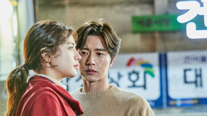 드라마 ‘사자’, 스태프 임금 미지급에 촬영 중단…장태유 PD 잠적설