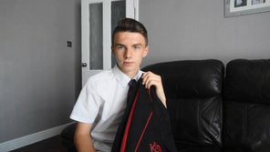 33℃ 더위에 교복 상의 착용 거부하자 …중학생에 정학처분