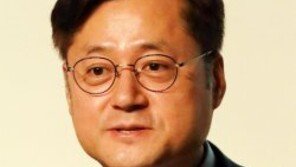 홍익표 “워마드 성체 훼손 논란, 또다른 증오·차별로 이어져선 안돼” 