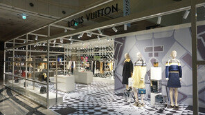 신세계백화점, 강남점 1층서 ‘루이비통 팝업스토어’ 단독 선봬