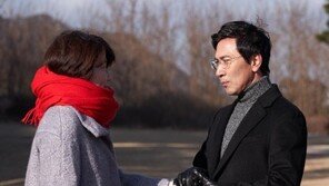 안희정 부인 “새벽 침대 앞에 김지은 씨가…남편 불안 빠뜨릴수 있겠다 생각”