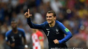 [월드컵 결승전] 프랑스, 크로아티아에 전반 2-1 리드