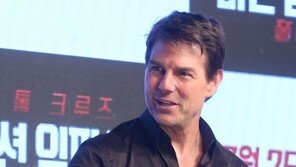 56세 톰크루즈 “발목 부러졌을 때 어떡하지 했지만…약속 지키려 했다”