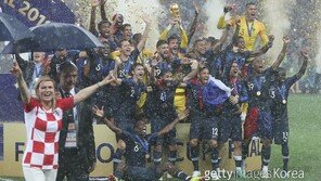젊은 재능으로 월드컵 삼킨 프랑스, 향후 10년을 기대한다