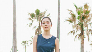 “2030을 잡아라” 신개념 핏슬레저룩이 뜬다