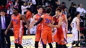 전자랜드, 3연승 달리며 서머슈퍼8 4강행