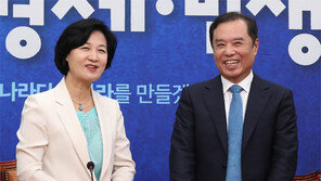 ‘노무현 대연정’ 화제 올린 추미애-김병준