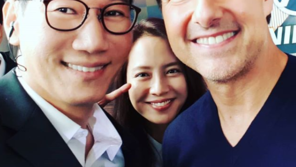 지석진, 톰 크루즈와 ‘런닝맨’ 인증샷 공개 “친절한 톰 형님, 40대로 보여”