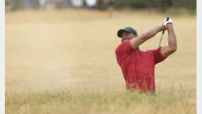 5년 만에 메이저 톱10에 만족한 우즈와 동반자의 우승