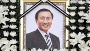 ‘드루킹 수사’ 촉발 김경수 “존경하는 분 잃어…정치 허망하다는 생각”