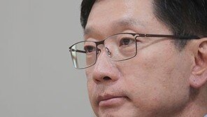 노회찬 별세에 김경수 침통…“미안합니다” 창원서 분향