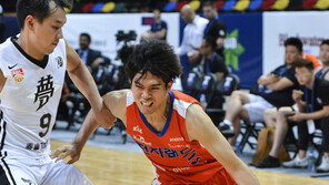 후배들의 본보기라는 수식어가 쑥스럽다는 정병국