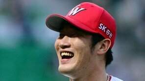 [포토] 박종훈 ‘4회까지 무실점~’