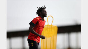 [사커피플] 경남 살림꾼 네게바 “더운 브라질도 바람은 부는데…”