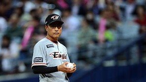 송진우 “난 153패 투수 출신 코치”