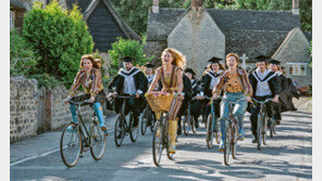 10년만에 돌아온 신나는 ‘로맨틱 코미디’… 아바의 명곡은 언제 들어도 어깨가 들썩